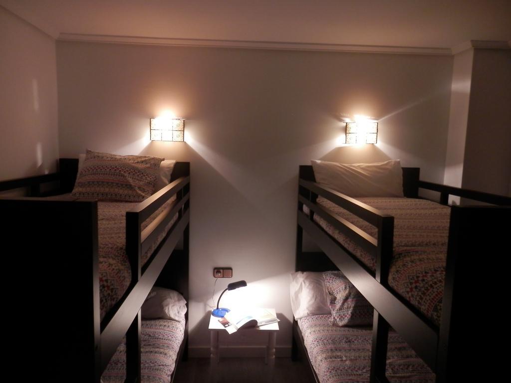 H.A.N.D Surf Hostel Лангре Стая снимка