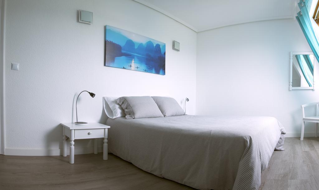 H.A.N.D Surf Hostel Лангре Екстериор снимка
