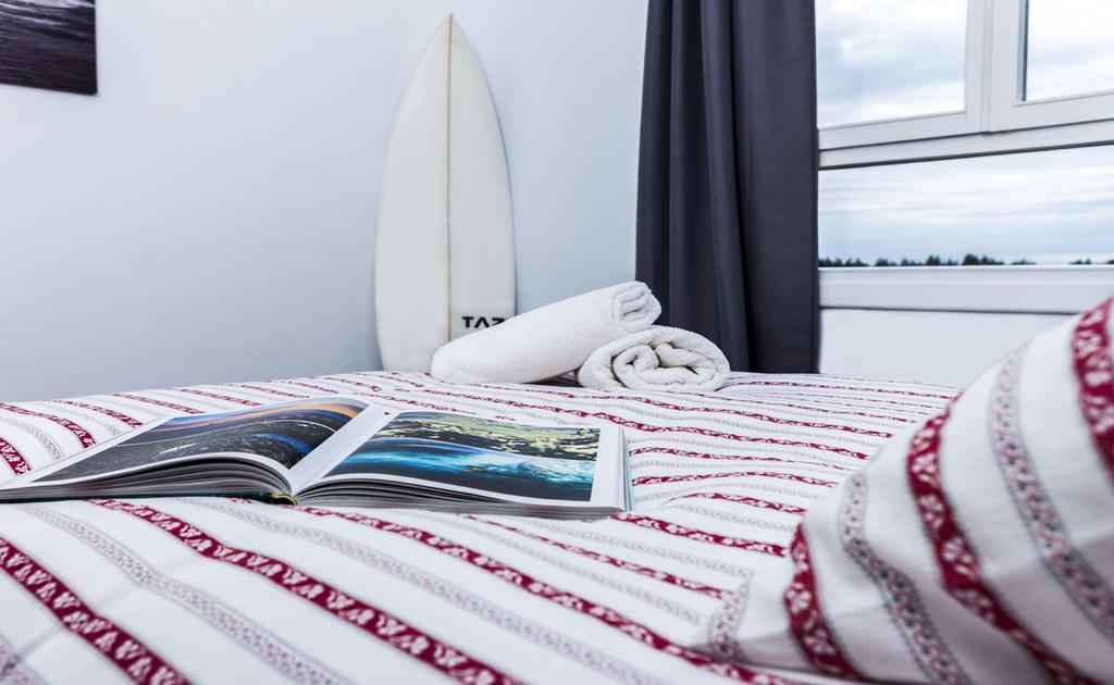 H.A.N.D Surf Hostel Лангре Екстериор снимка